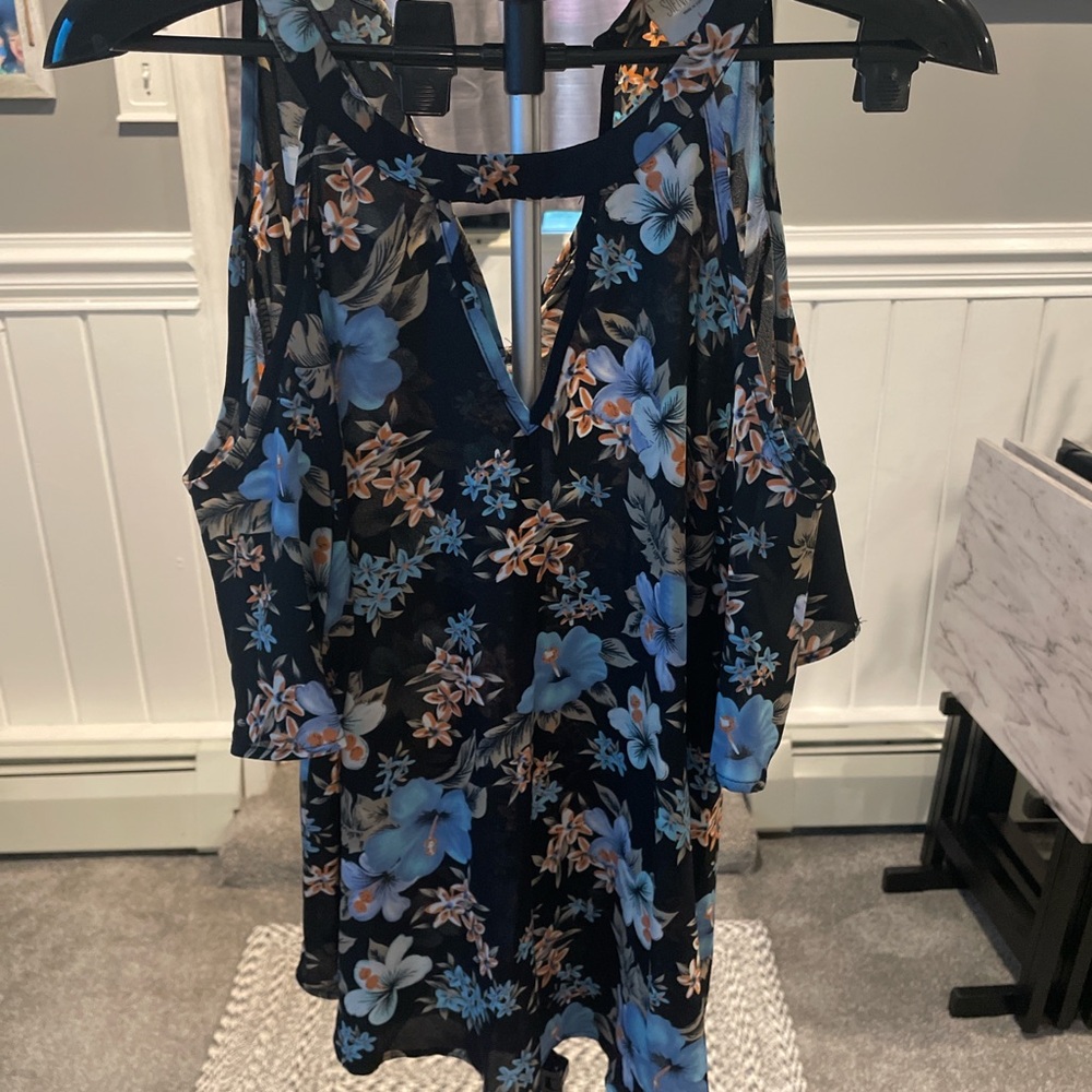 Sienna Sky cold shoulder Floral Top - Blue and Black